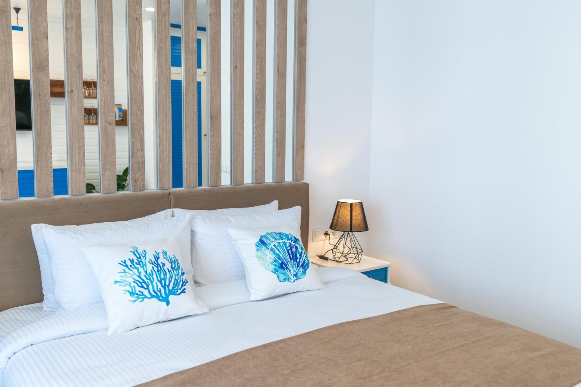 Seagull Beachfront Boutique Hotel 바투미 객실 사진